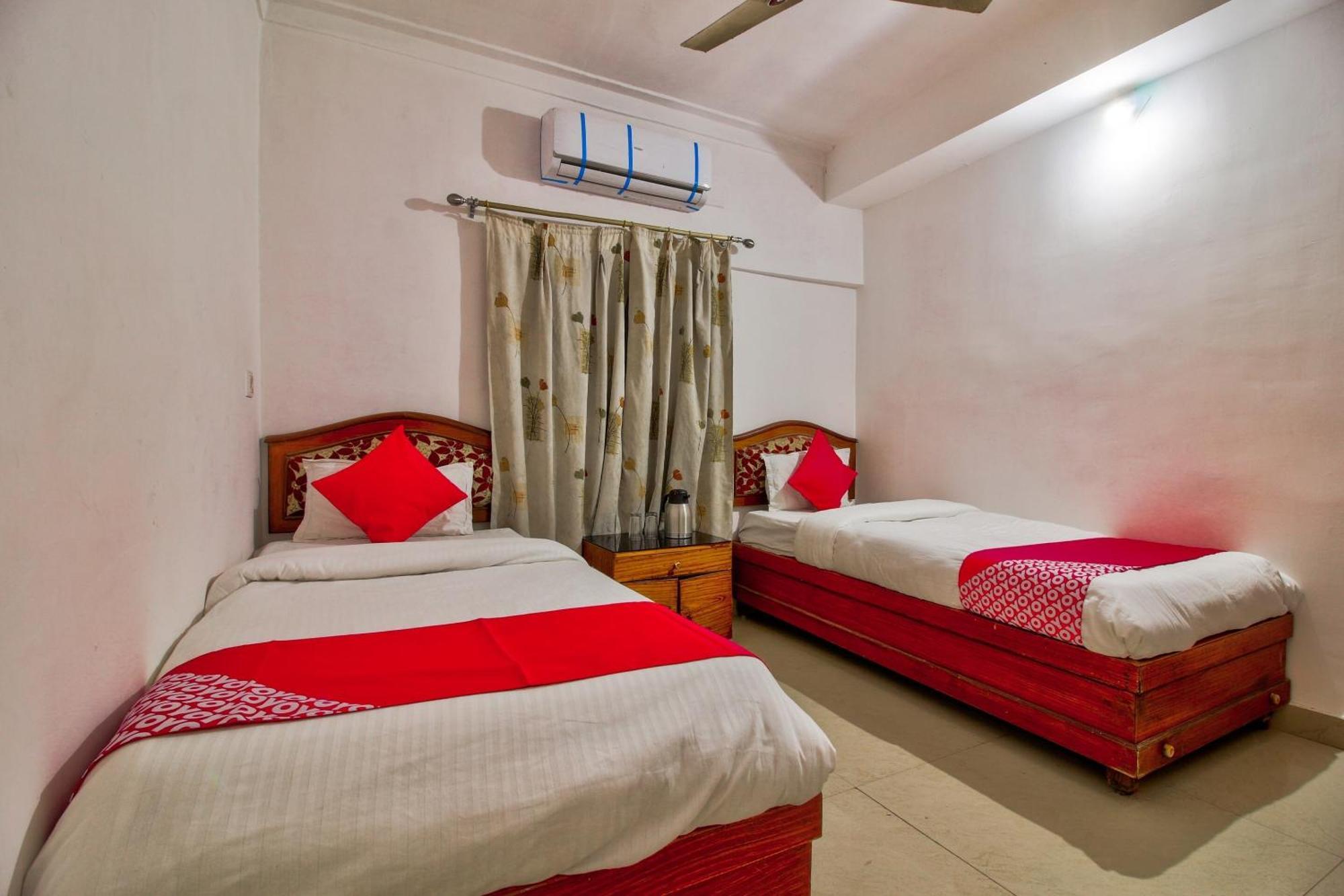 Hotel O Embassy Bodh Gaya Esterno foto
