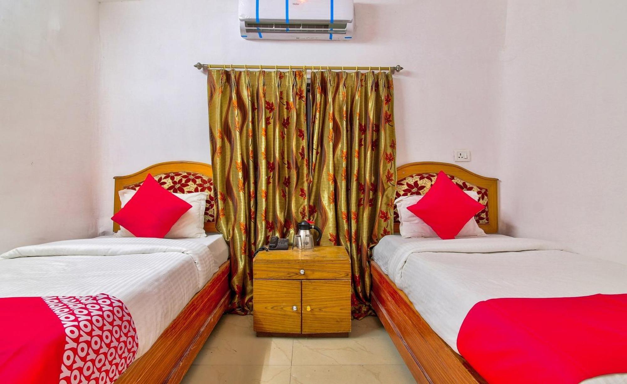 Hotel O Embassy Bodh Gaya Esterno foto